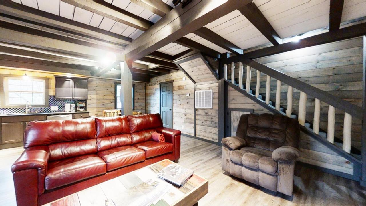 Bigfoots Hideaway Cabin جاتلينبرج المظهر الخارجي الصورة