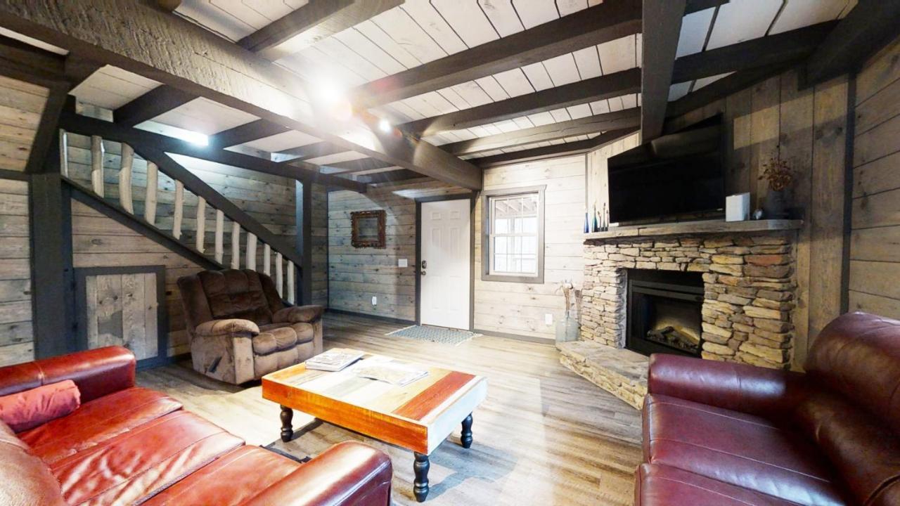 Bigfoots Hideaway Cabin جاتلينبرج المظهر الخارجي الصورة